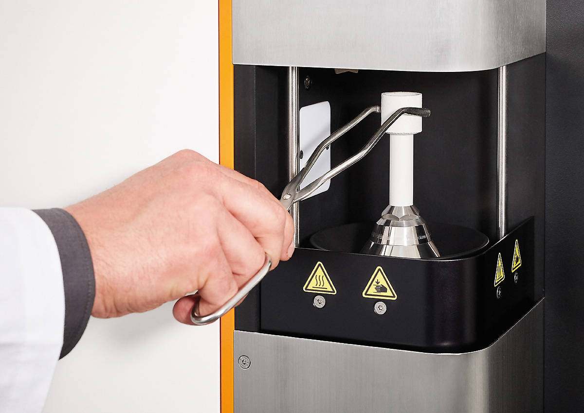 Анализатор углерода и серы ELEMENTRAC CS-I